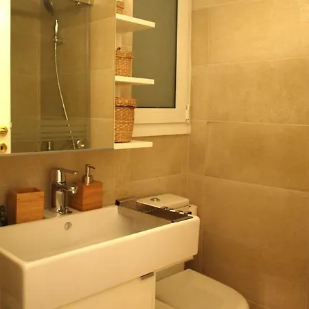 Cosy Flat Posh Quartier Kolonaki Atény